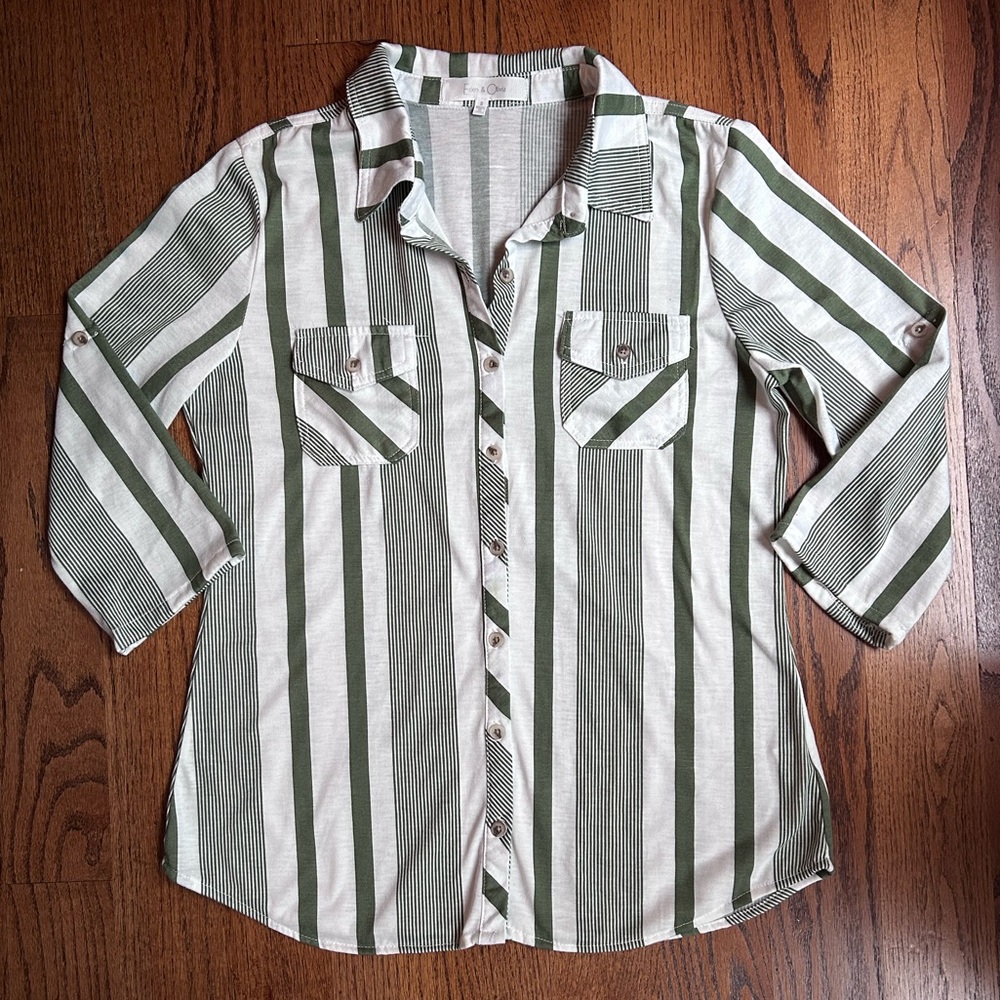 Eden & Olivia Womens Front Button Shirt Small Olive Green Stripes 3/4
Sleeve
